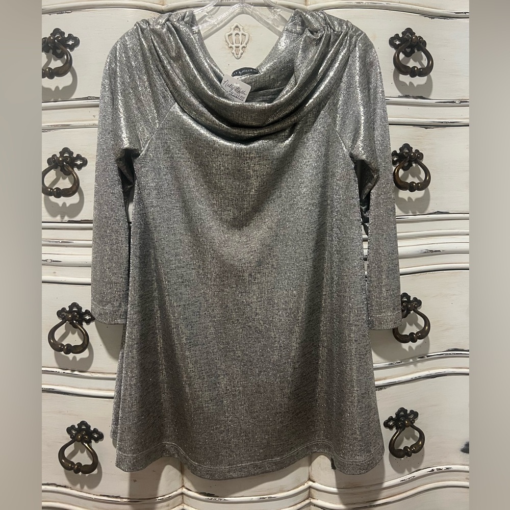 Nally and Millie Metallic Shimmer Top | NWT